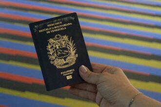 Autoridades (Saime) habrían desmentido la prohibición de entrada al país a aquellos venezolanos con el pasaporte vencido.  