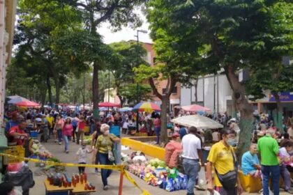 La Dirección Control Urbano de la Alcaldía de Caracas anunció el cambio de los días de parada obligatoria para los vendedores informales.