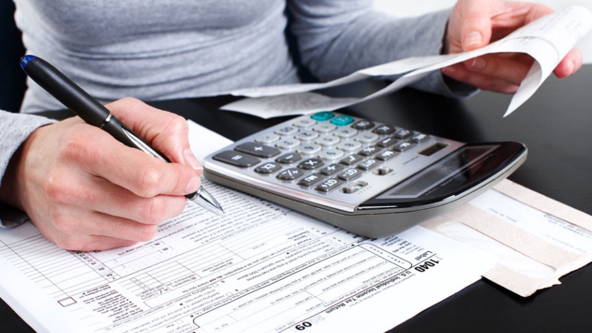 ¿Cómo calcula correctamente lo que debes pagar de impuestos al Servicio de Impuestos Internos (IRS, por sus siglas en inglés)? Se trata