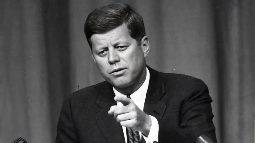 La reciente publicación de más de 1.100 archivos relacionados con el asesinato del presidente John F. Kennedy ha reavivado el interés en uno de los eventos más enigmáticos de la historia moderna.  